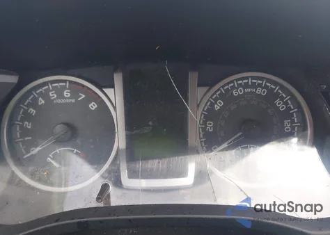 2018 Toyota Tacoma Sr5 V6 z USA, uszkodzony, nr VIN 5TFAZ5CN4JX068597